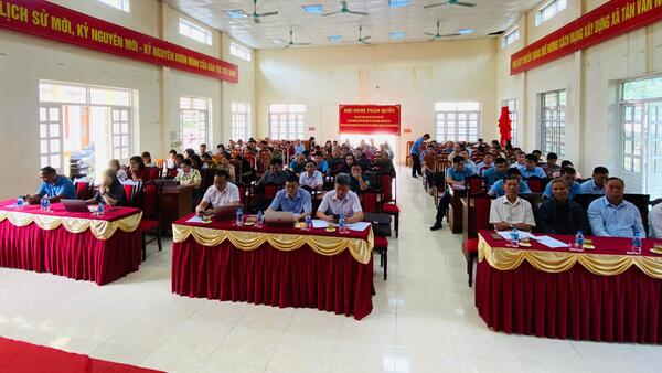 Hội nghị toàn quốc quán triệt và triển khai thực hiện các nghị quyết mới của Bộ Chính trị gồm Nghị quyết số 59-NQ/TW; Nghị quyết số 70-NQ/TW; Nghị quyết số 71-NQ/TW và Nghị quyết số 72-NQ/TW.