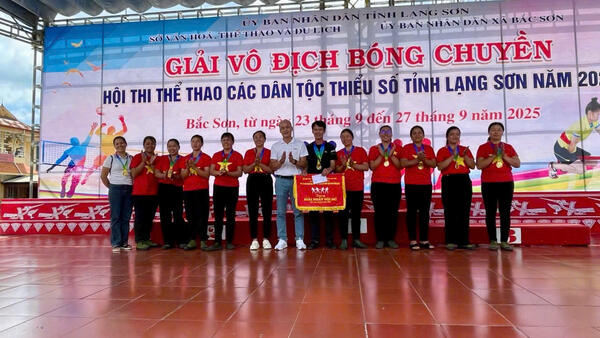 Đoàn vận động viên xã Tân Văn tham gia Hội thi thể thao các dân tộc thiểu số tỉnh Lạng Sơn năm 2025